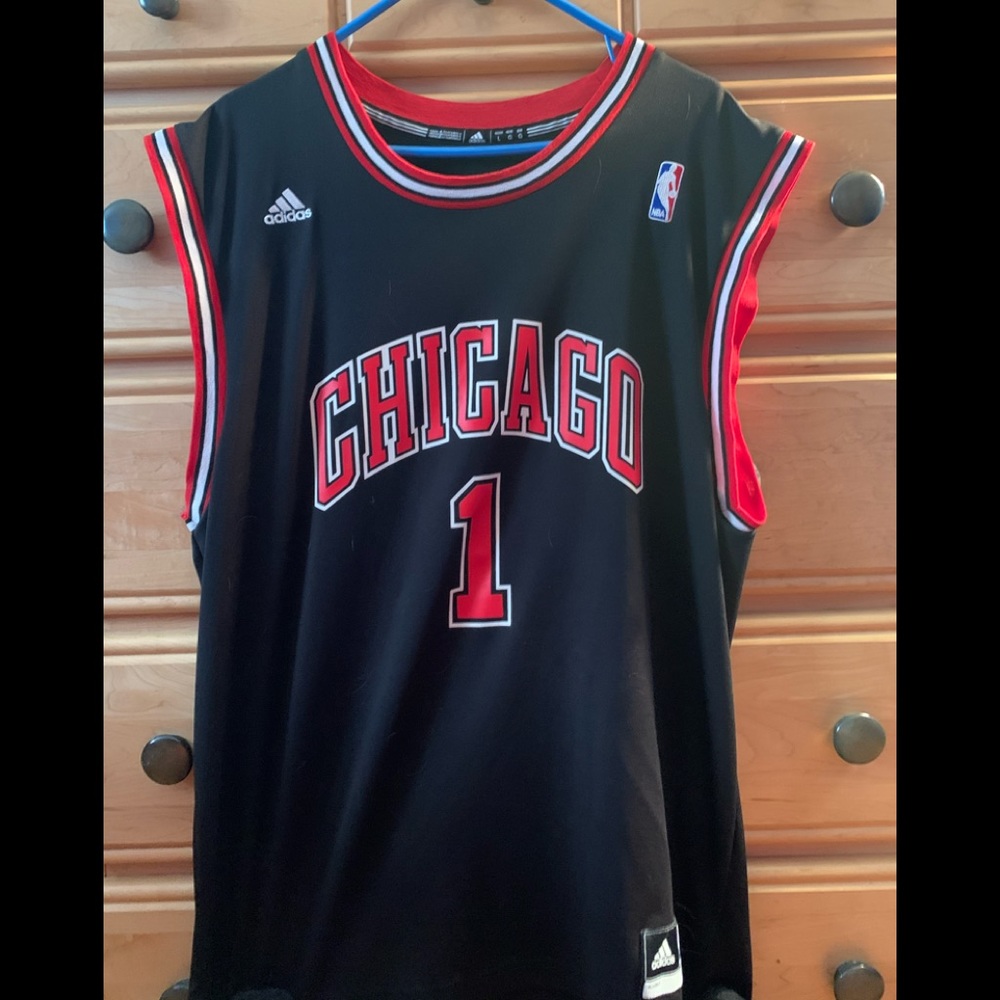 Derrick Rose bulls jersey size L